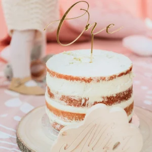 Cake topper One