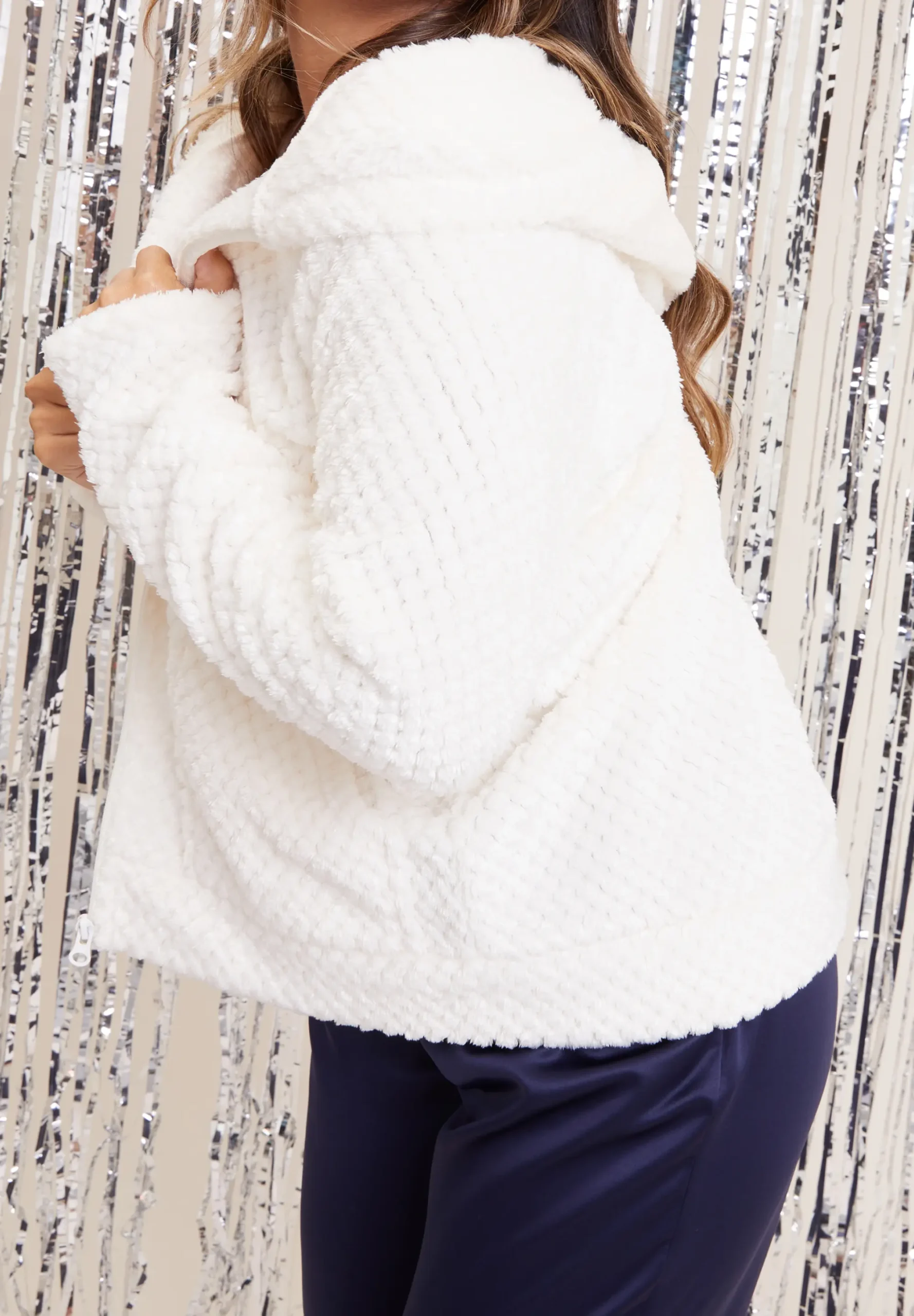 Gilet avec manches Hug Ivoire – Image 2